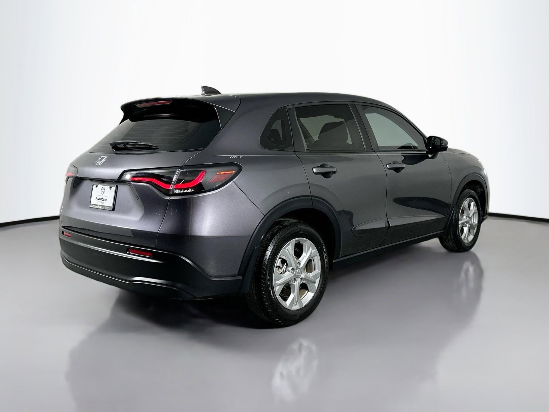 Used 2023 Honda HR-V LX image 5