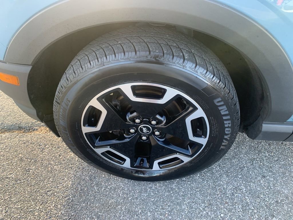 Used 2022 Ford Bronco Sport Outer Banks w/ Tech Package image 9