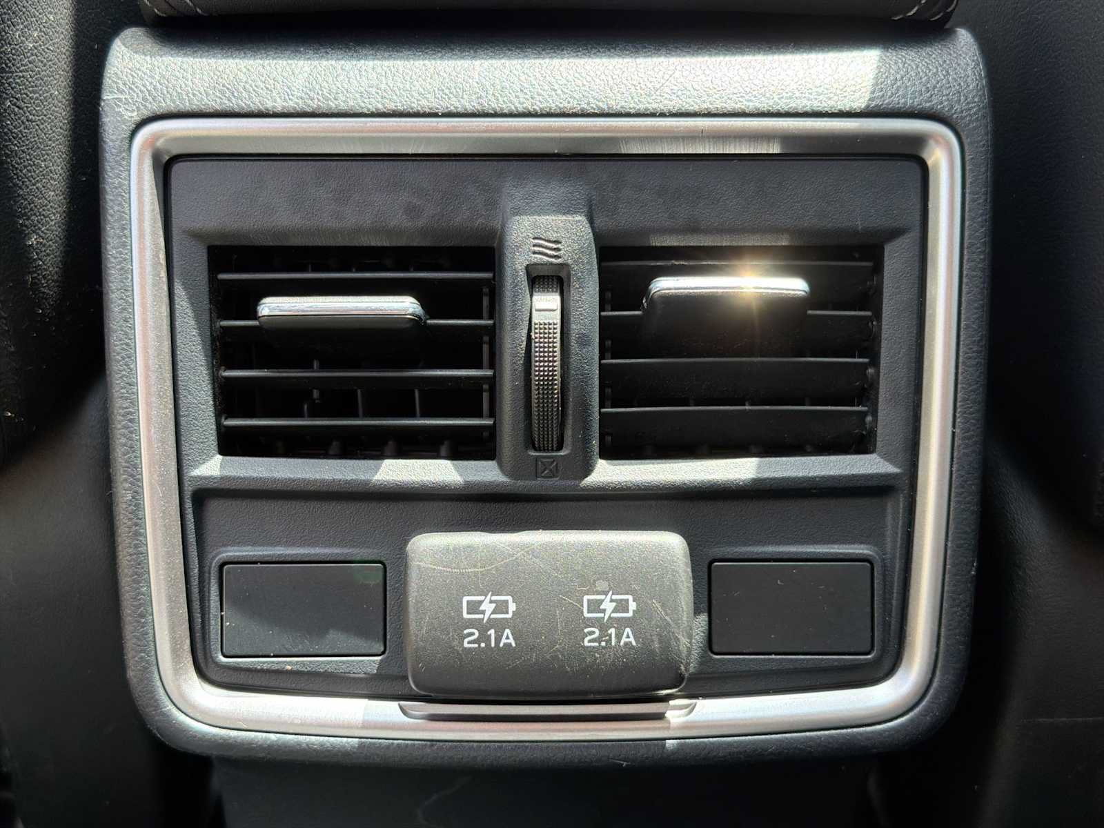 Used 2019 Subaru Forester Limited AWD/4WD image 34