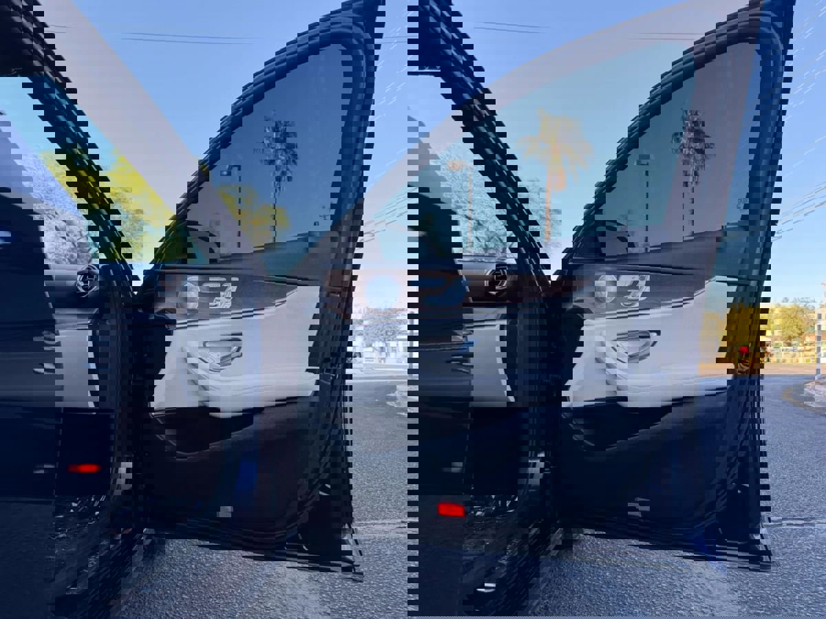 Used 2018 Mercedes-Benz E 300 image 33