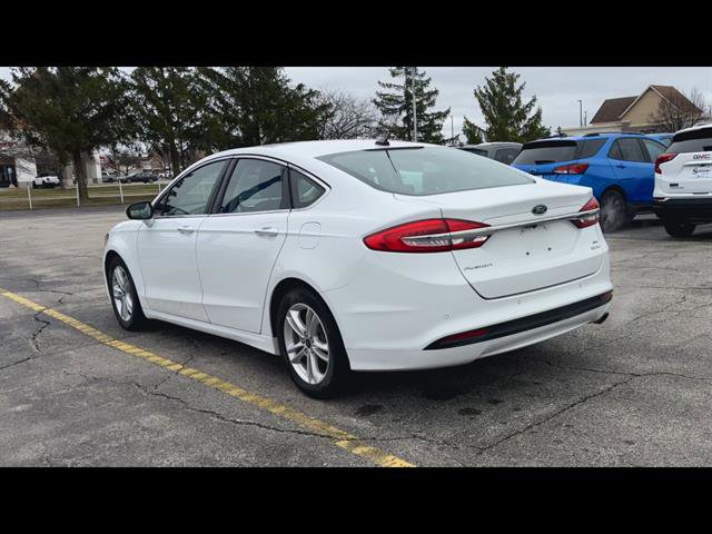 Used 2018 Ford Fusion SE w/ Fusion SE Technology Package image 28