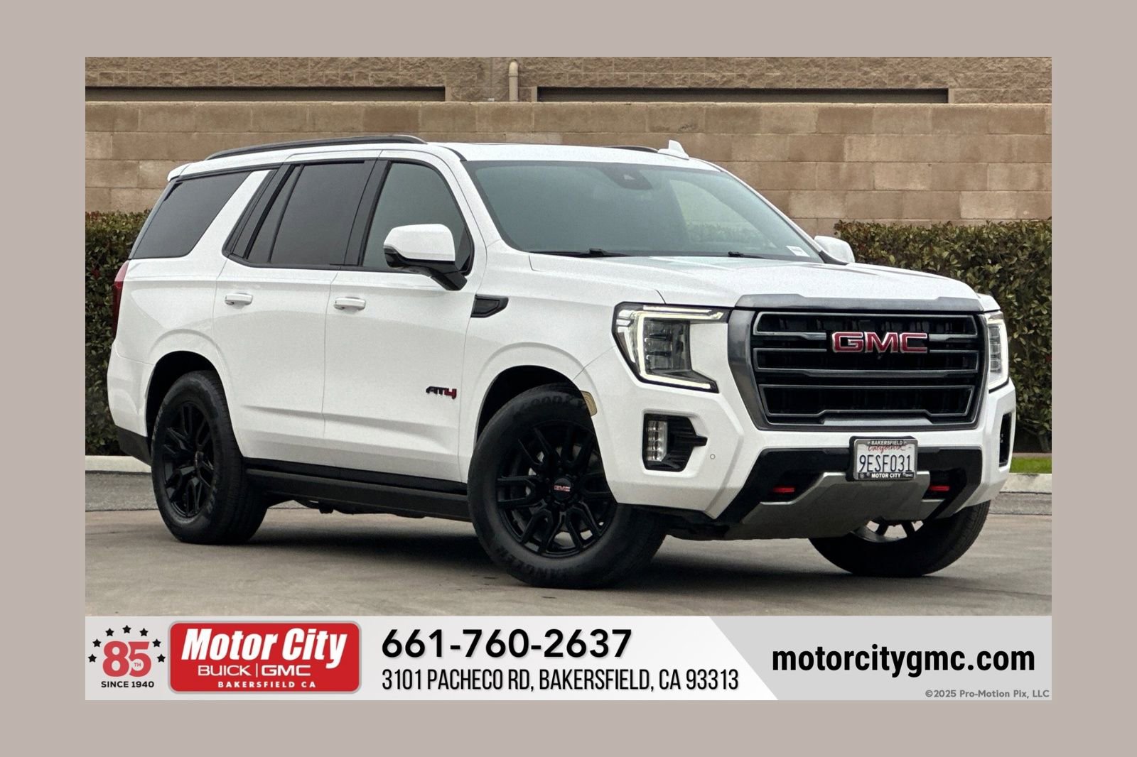 Used 2023 GMC Yukon AT4 image 1
