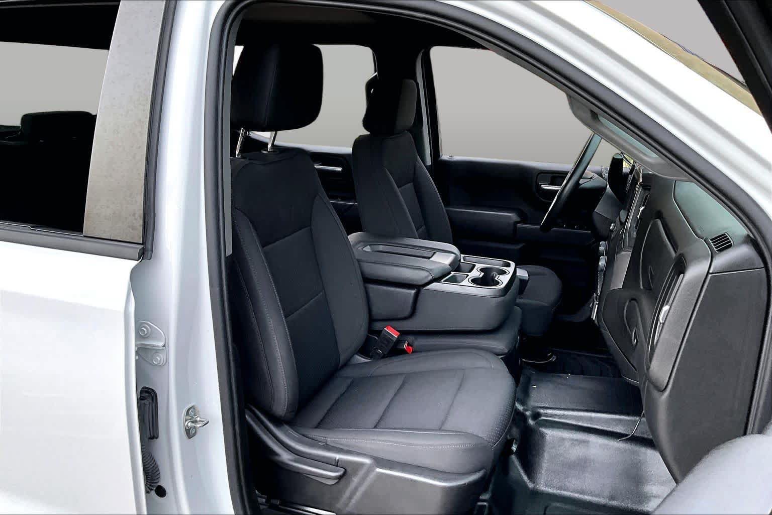 Used 2023 Chevrolet Silverado 1500 W/T w/ WT Value Package AWD/4WD image 9