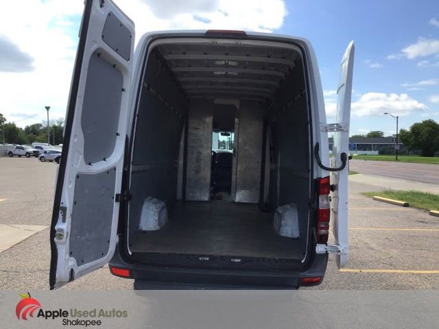 Used 2014 Freightliner Sprinter 2500 image 18
