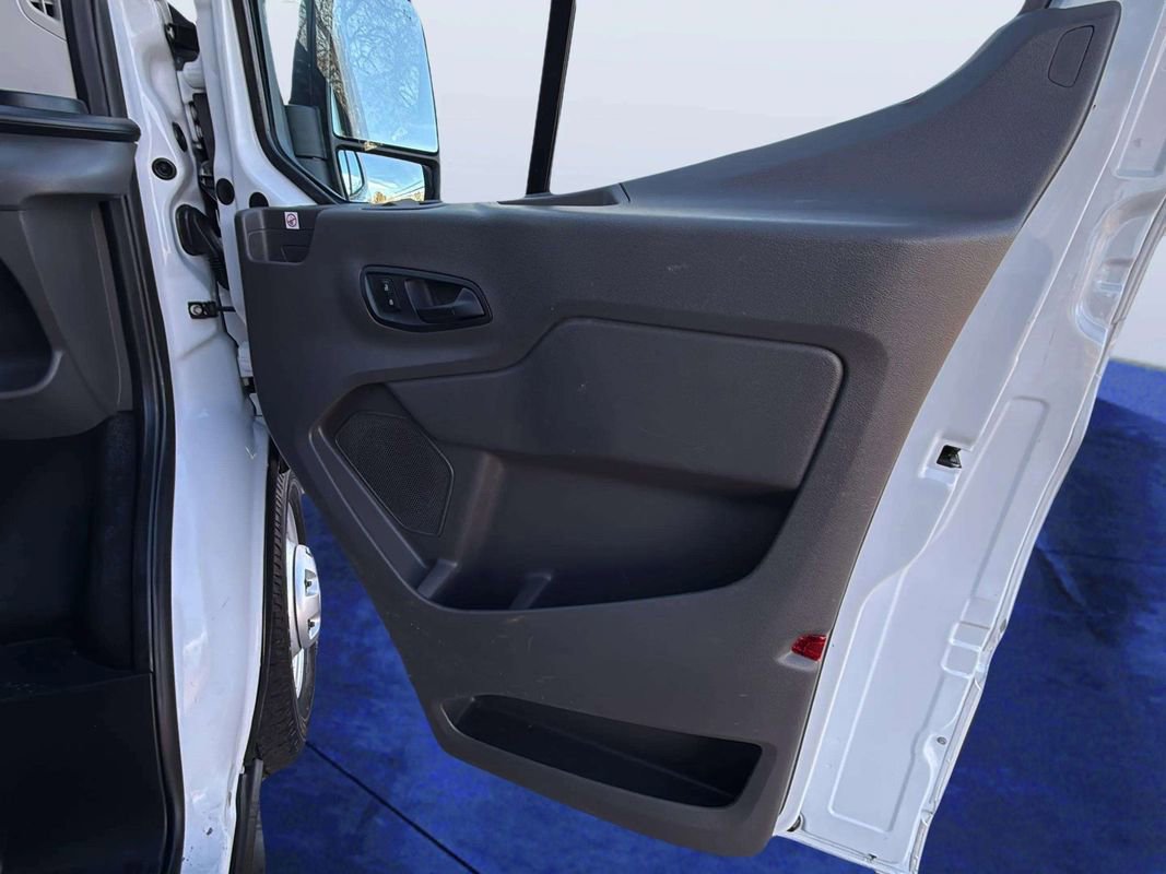 Used 2020 Ford Transit 150 Low Roof AWD image 15