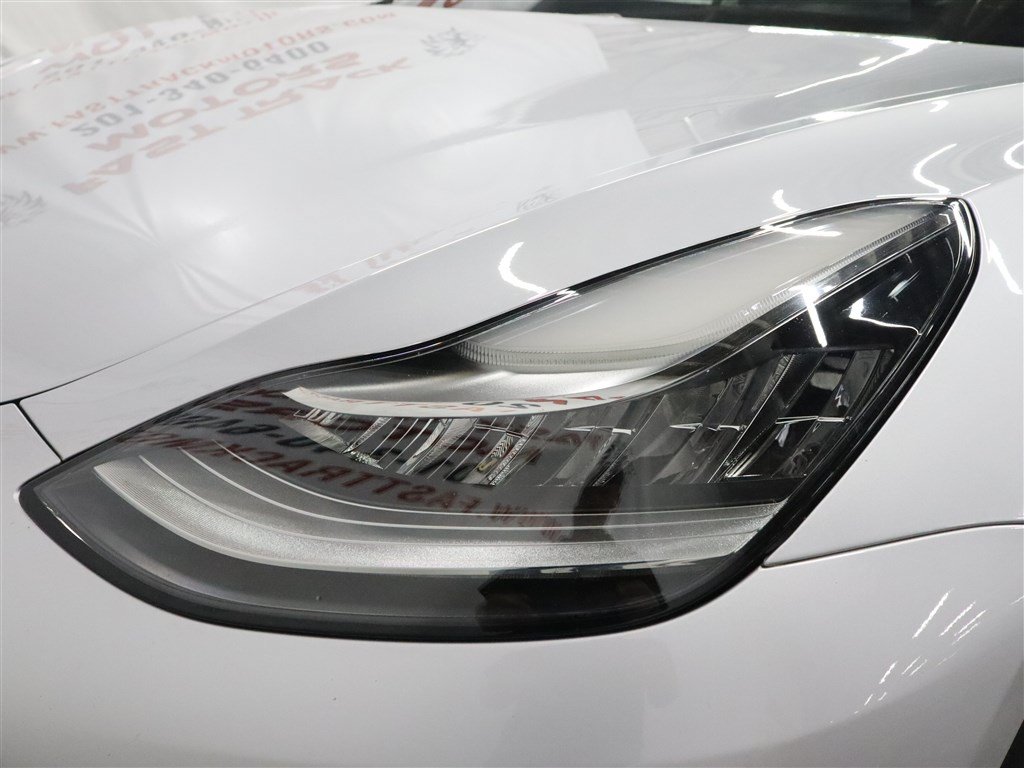 Used 2018 Tesla Model 3 Long Range RWD image 36