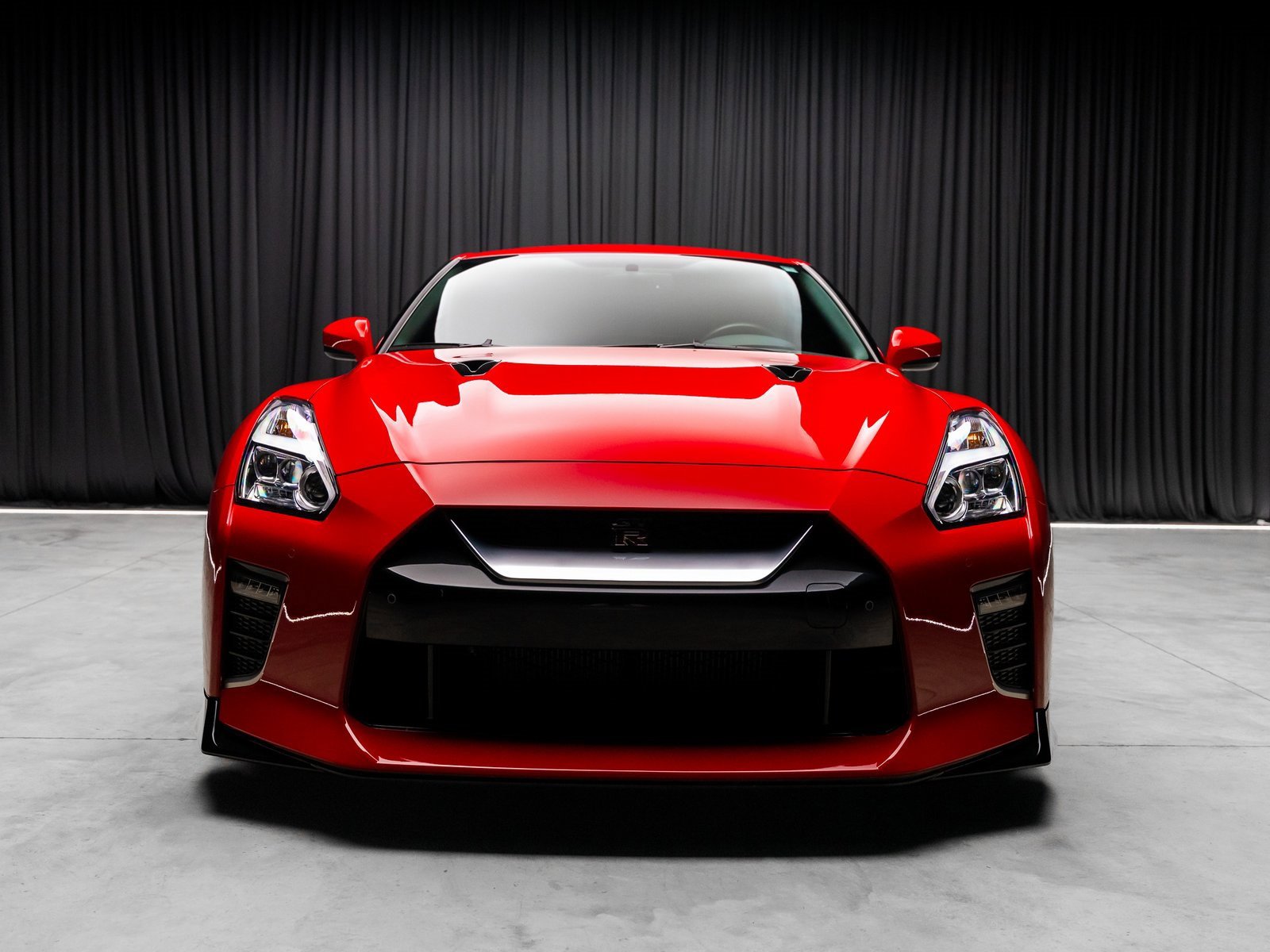 Used 2023 Nissan GT-R Premium w/ Floor Mat Package image 17
