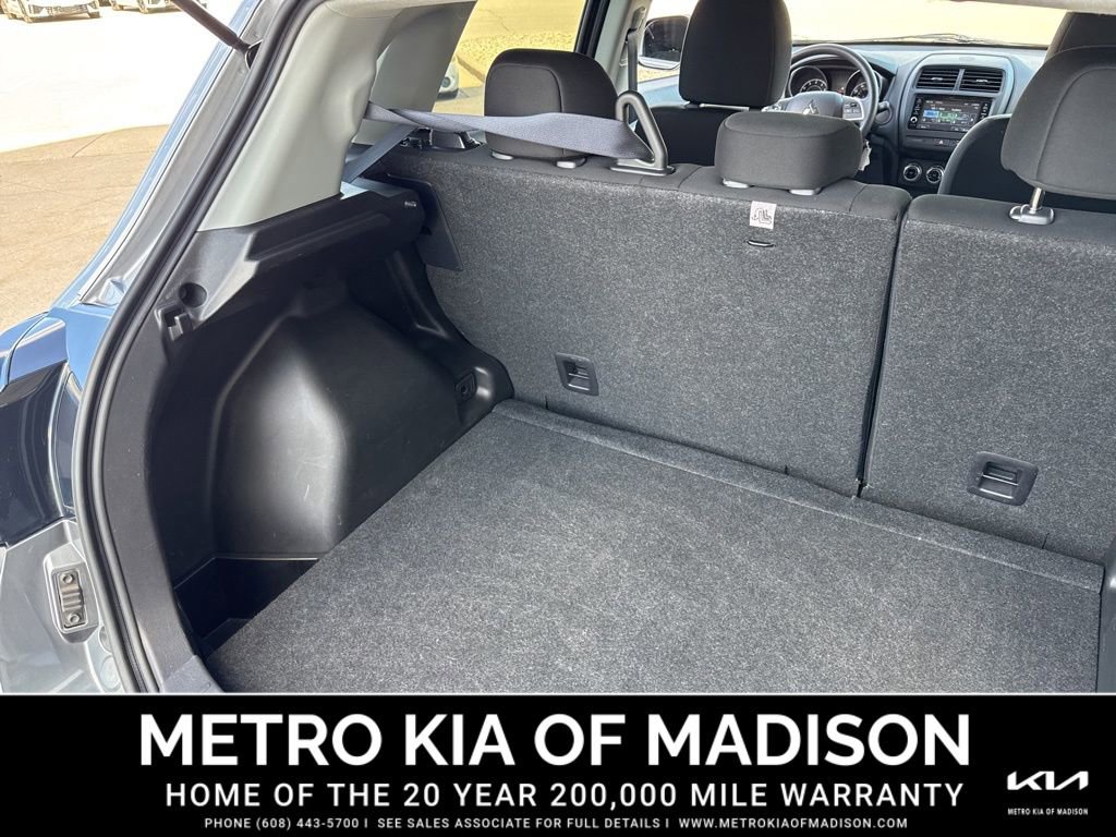 Used 2025 Mitsubishi Outlander Sport ES image 28