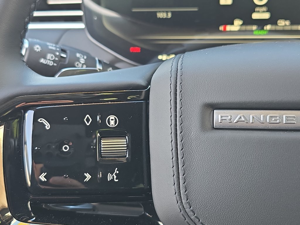 New 2026 Land Rover Range Rover Sport Dynamic SE AWD/4WD image 18