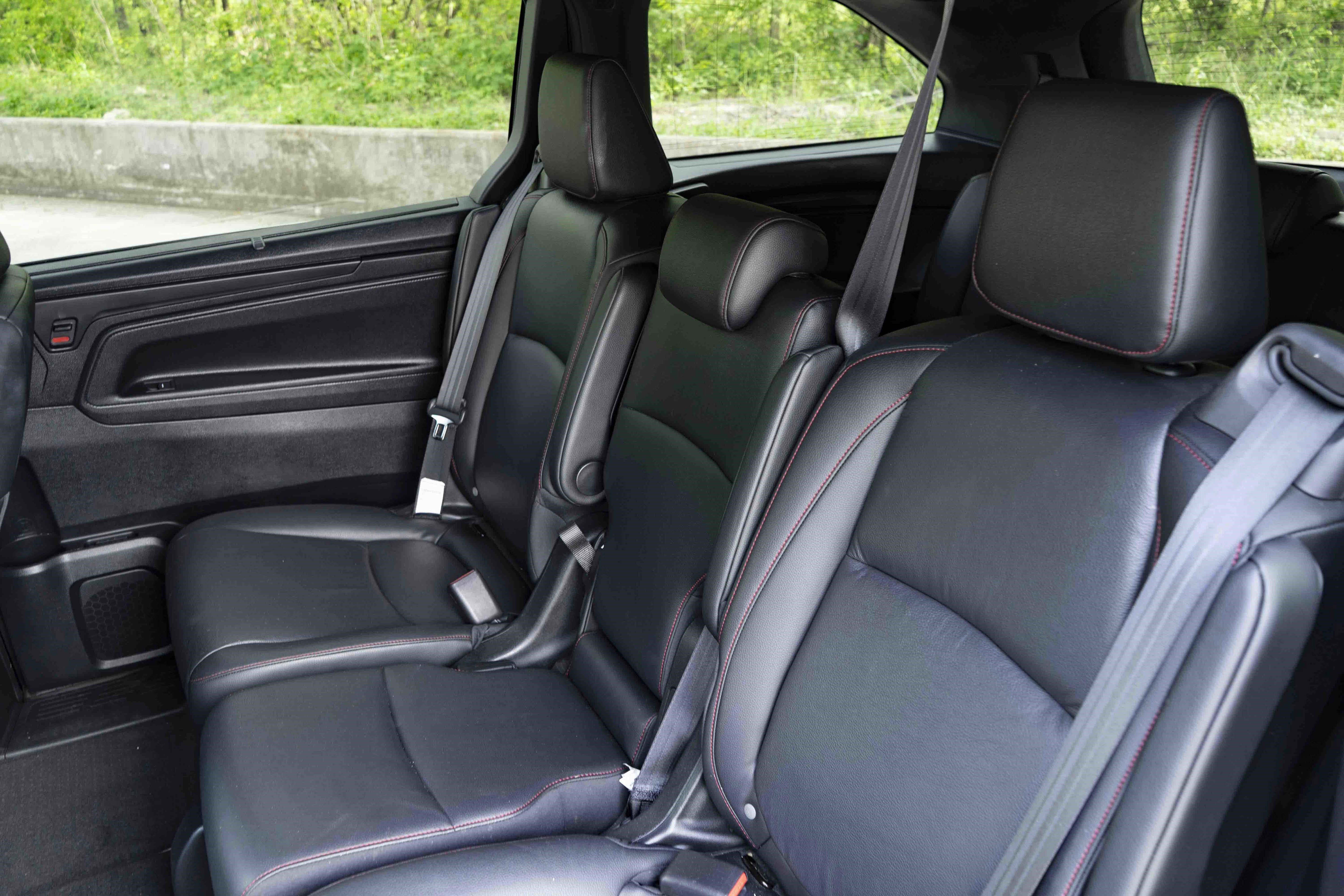 Used 2025 Honda Odyssey Sport-L image 18
