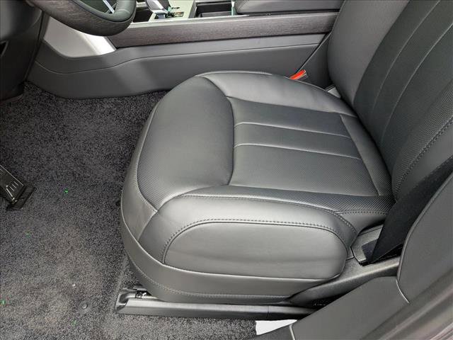 New 2026 Land Rover Range Rover SE image 4