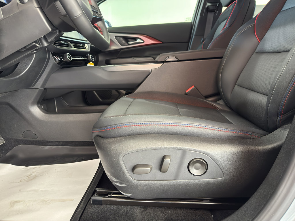 New 2026 Chevrolet Equinox EV RS image 14