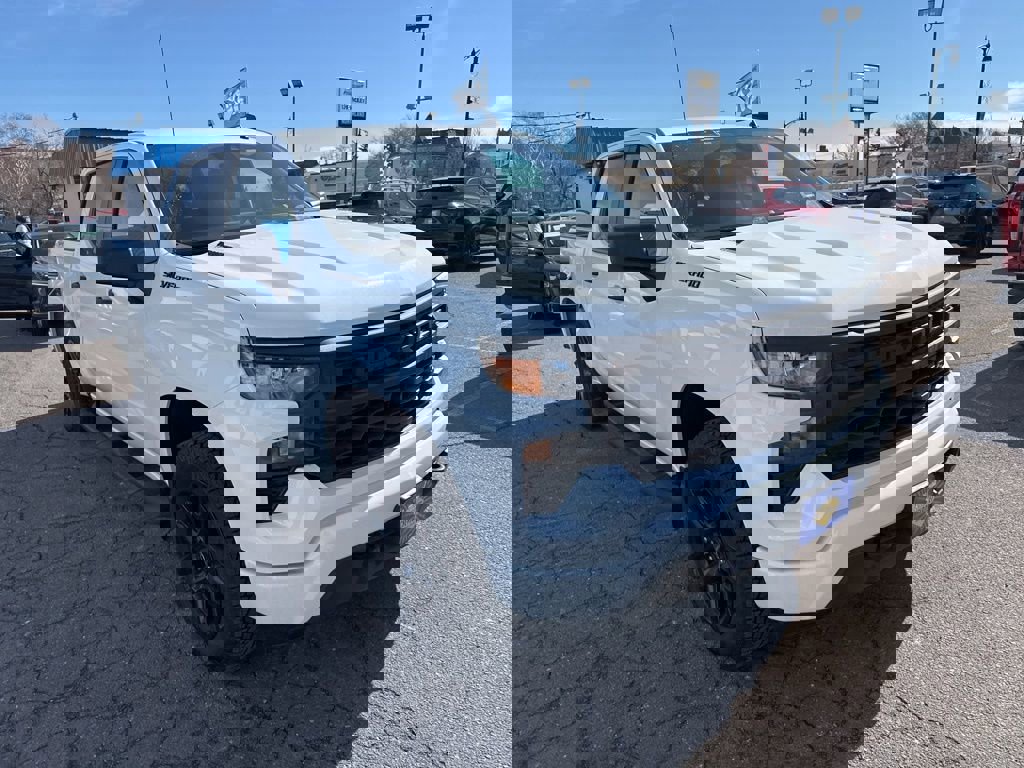 New 2026 Chevrolet Silverado 1500 Custom w/ Turbomax Blackout Package image 4