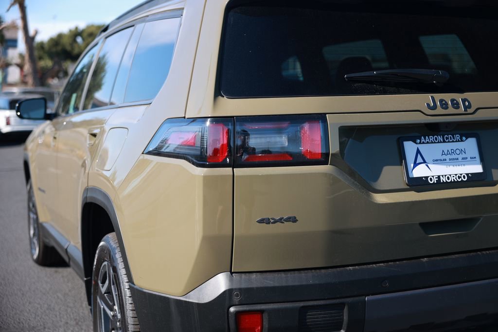 New 2026 Jeep Cherokee Laredo image 10