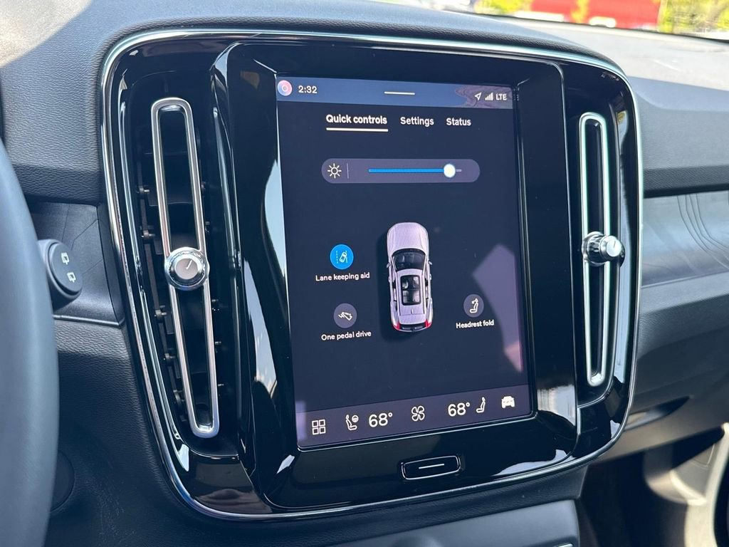 Certified 2023 Volvo XC40 Recharge Plus AWD/4WD image 19