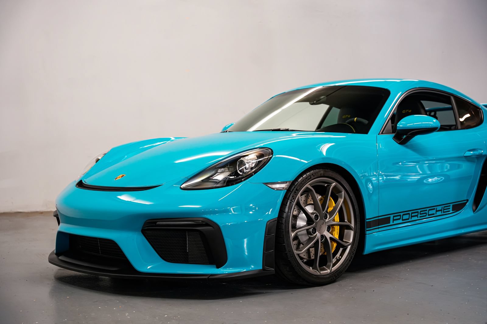 Used 2021 Porsche 718 Cayman GT4 RWD image 27