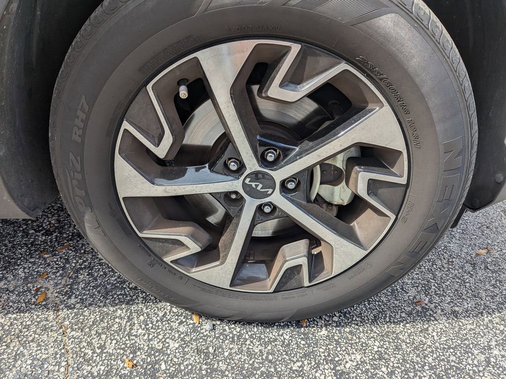 Certified 2023 Kia Sportage EX image 8