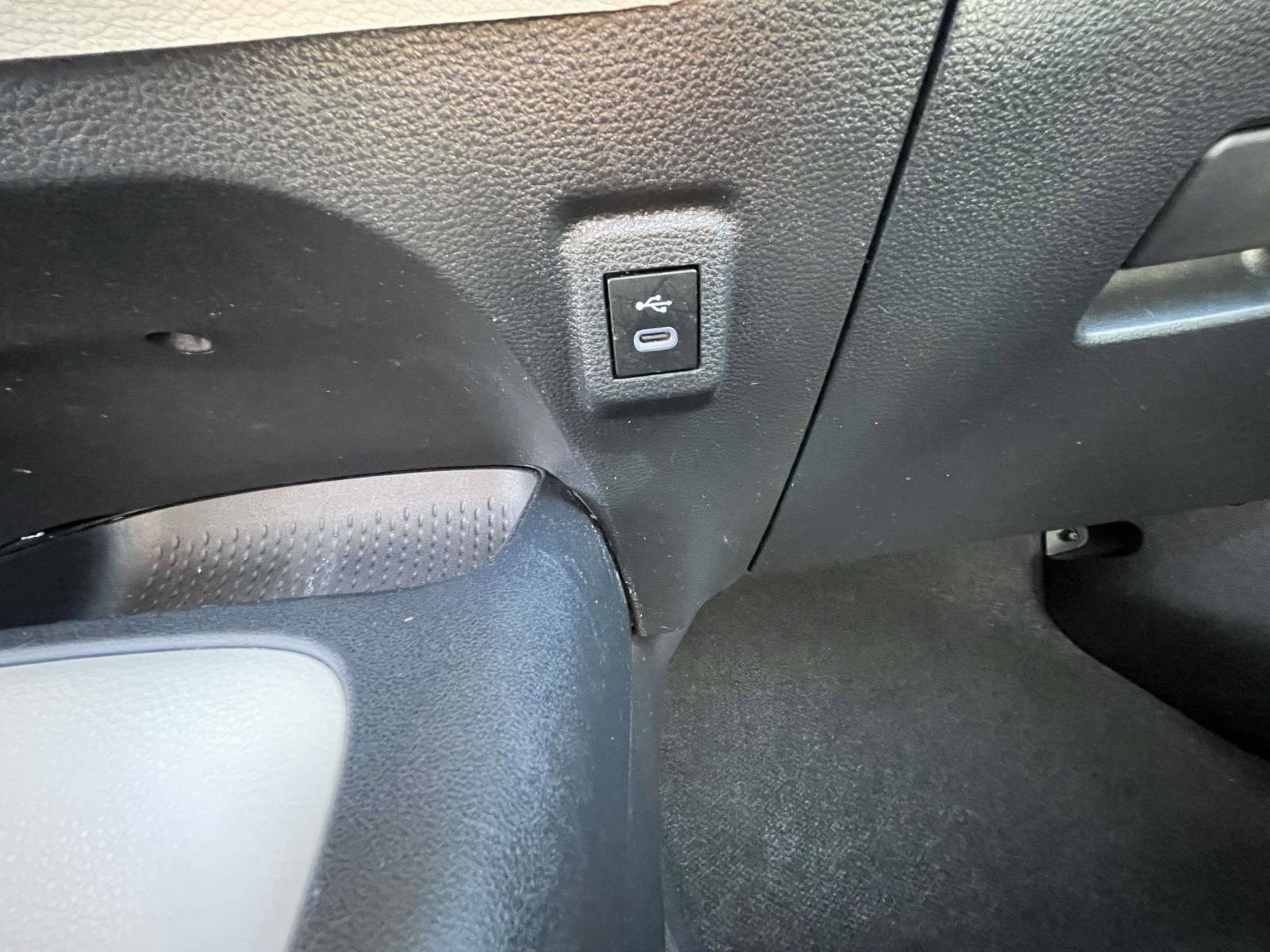 Used 2023 Toyota Corolla LE FWD image 28