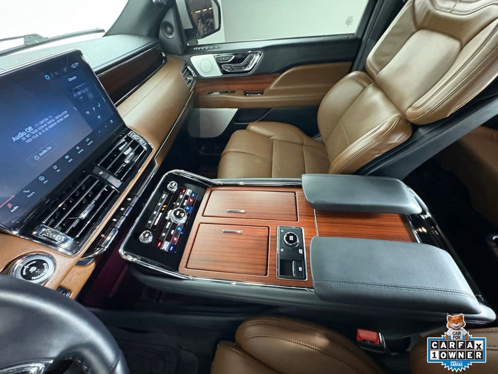Used 2024 Lincoln Navigator L Reserve AWD/4WD image 21