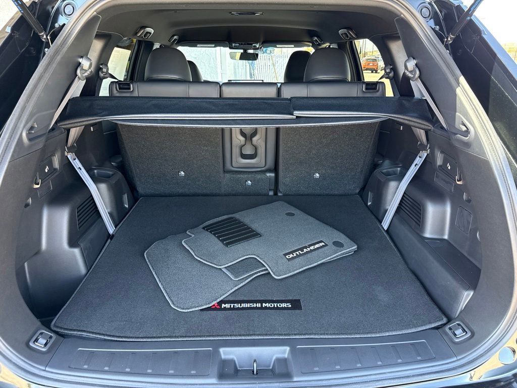 New 2026 Mitsubishi Outlander LE FWD image 28