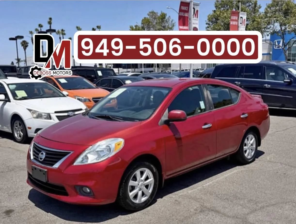 Used 2014 Nissan Versa SV w/ Convenience Package