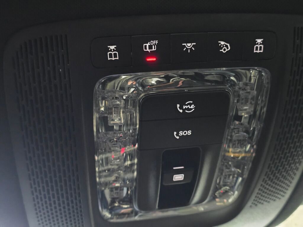 Used 2022 Mercedes-Benz GLS 450 4MATIC image 50