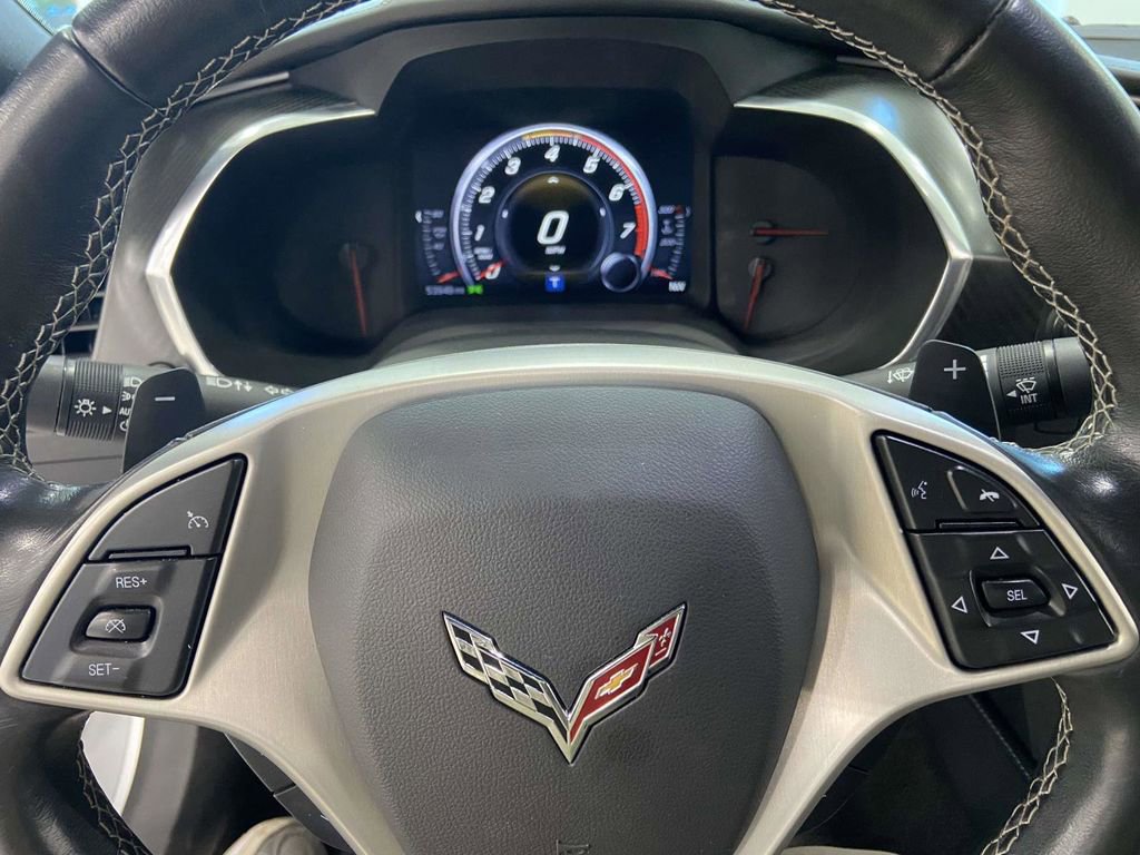 Used 2015 Chevrolet Corvette Z06 w/ 3LZ Preferred Equipment Group image 25