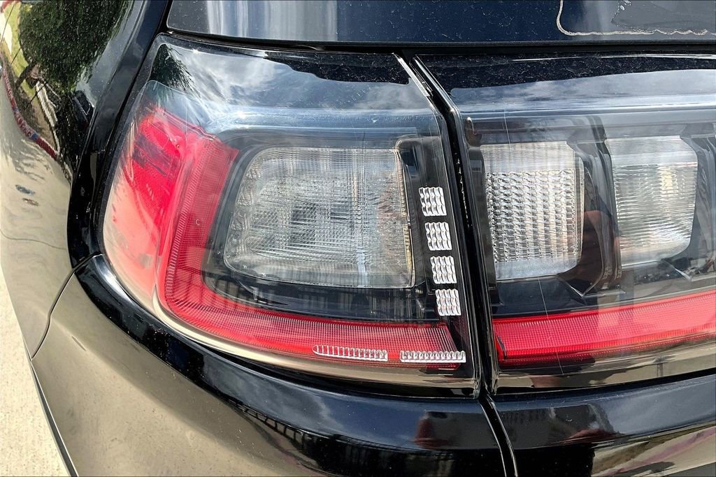 Used 2019 Jeep Cherokee Latitude w/ Popular Appearance Group image 37