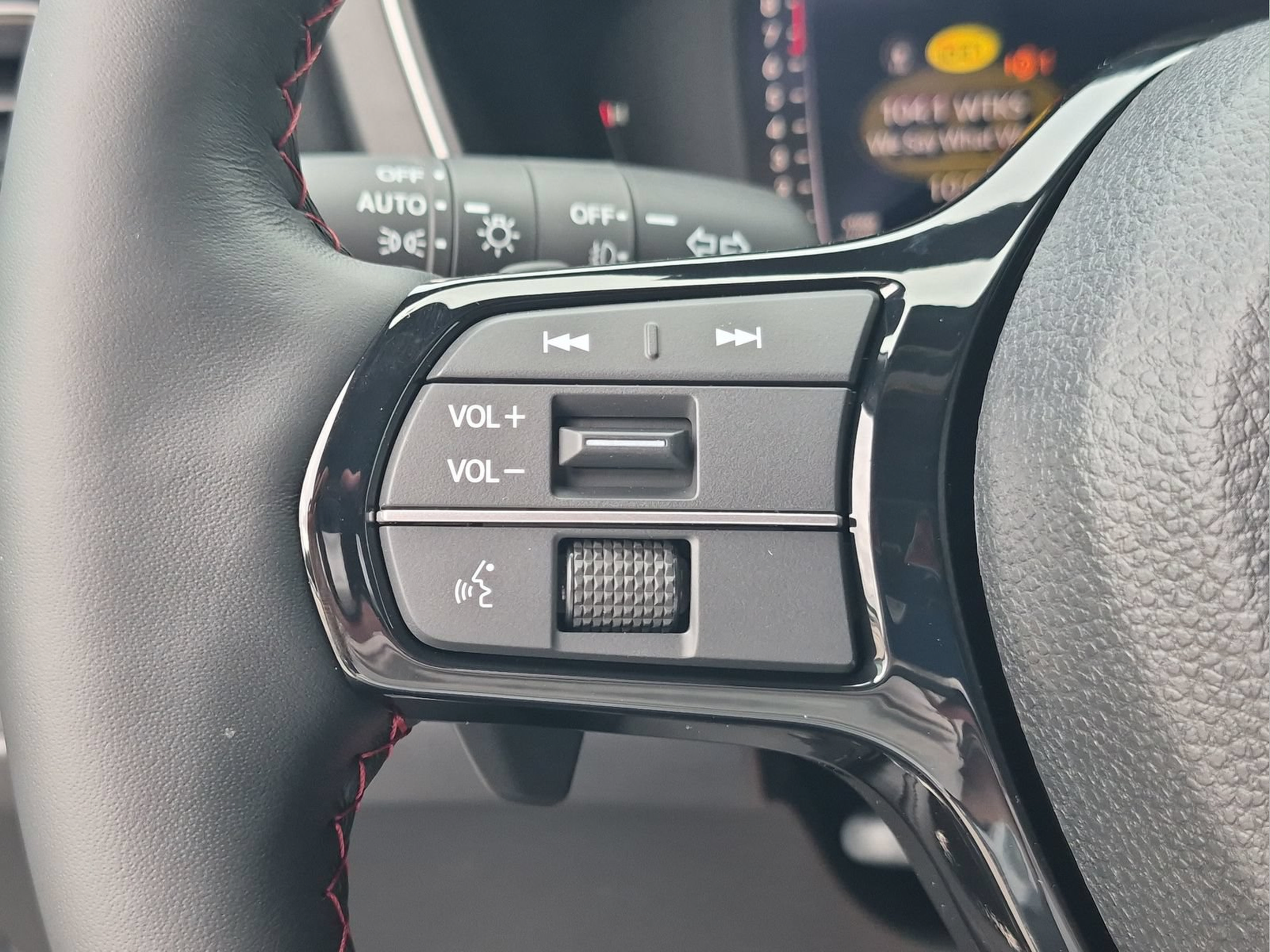 New 2026 Honda Pilot Black Edition image 13