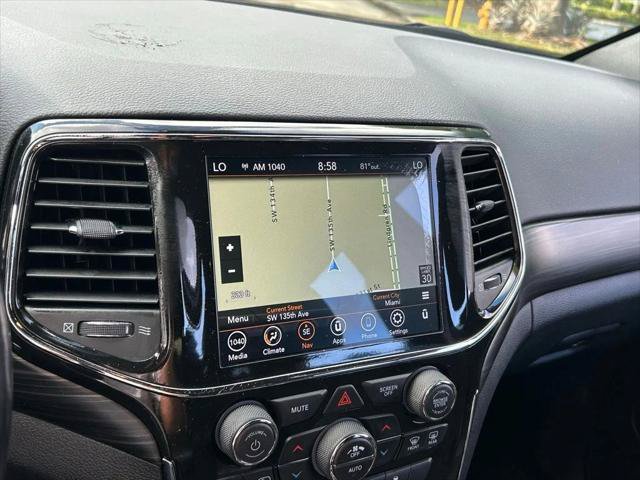 Certified 2022 Jeep Grand Cherokee Laredo E RWD image 22