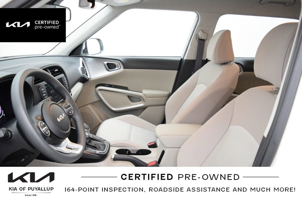Certified 2025 Kia Soul LX FWD image 11
