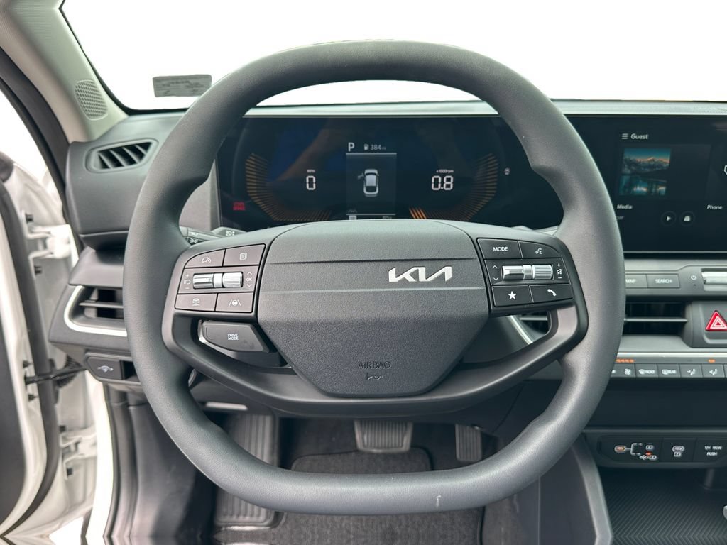 New 2026 Kia K4 FWD image 16
