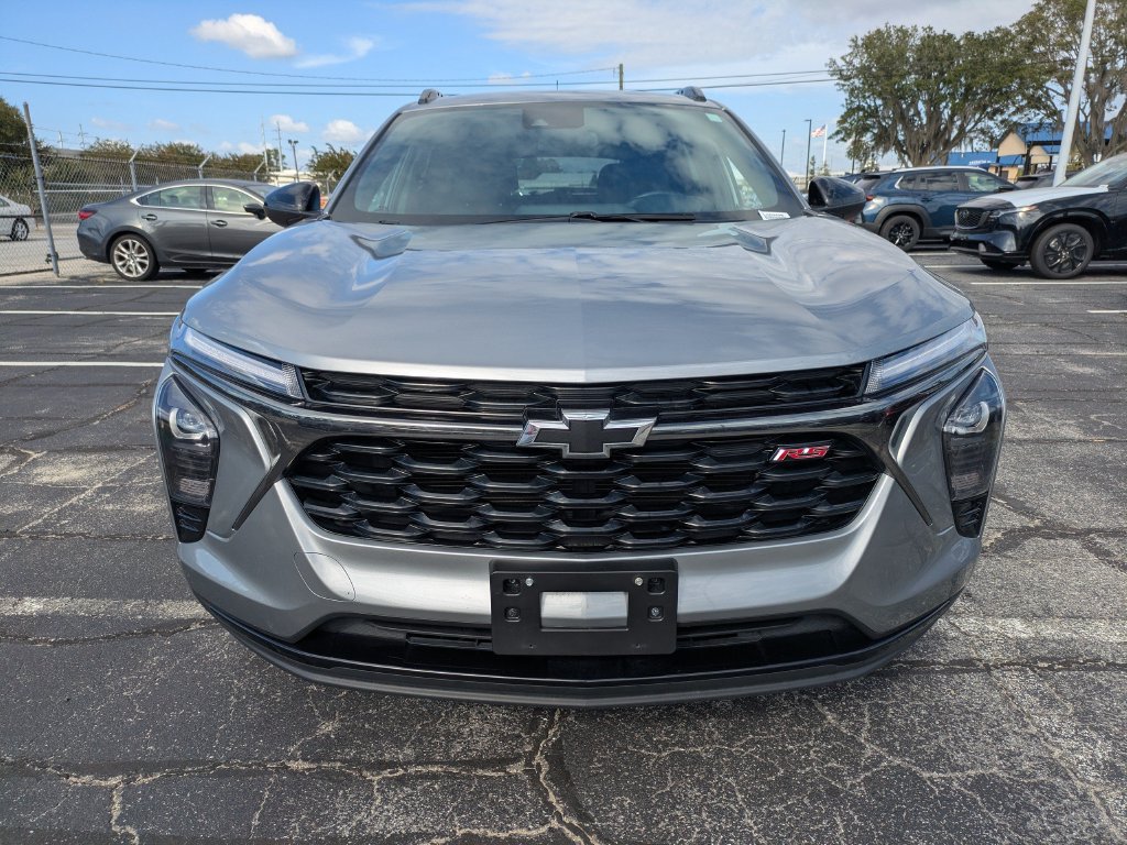 Used 2025 Chevrolet Trax RS w/ Driver Confidence Package FWD image 9