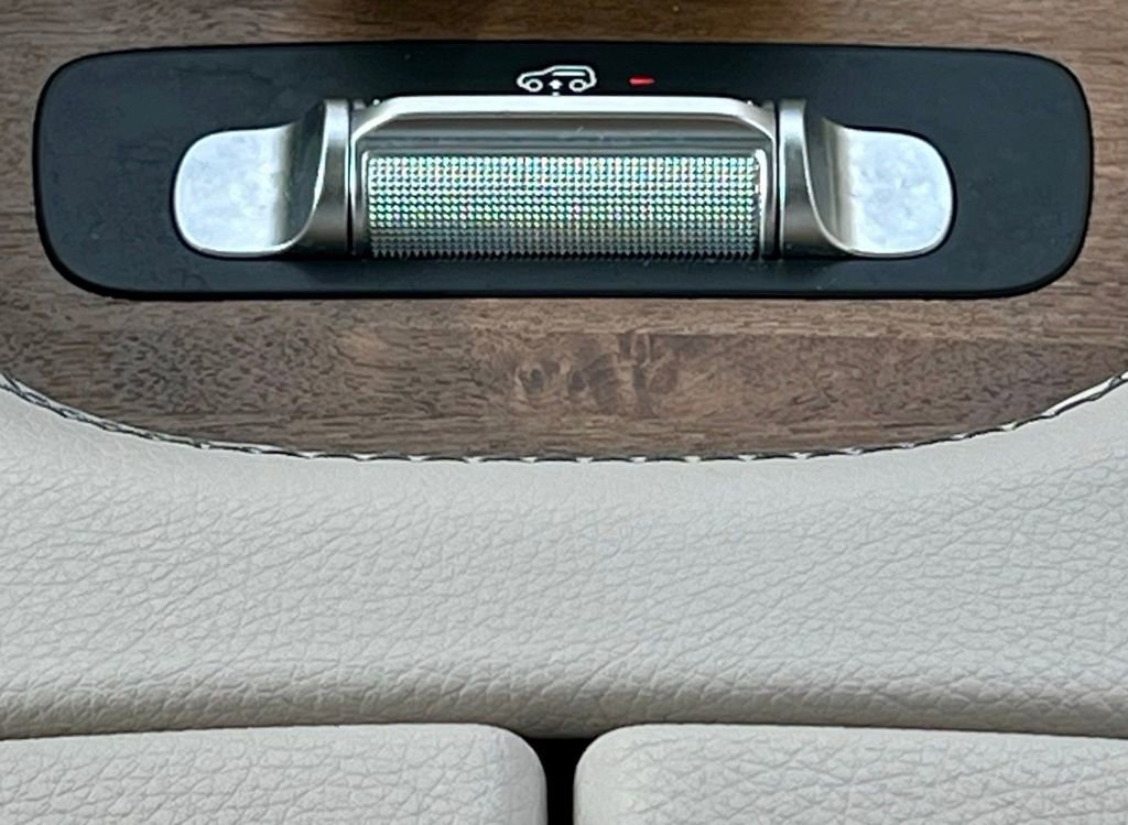 Certified 2022 Mercedes-Benz GLS 450 4MATIC image 32