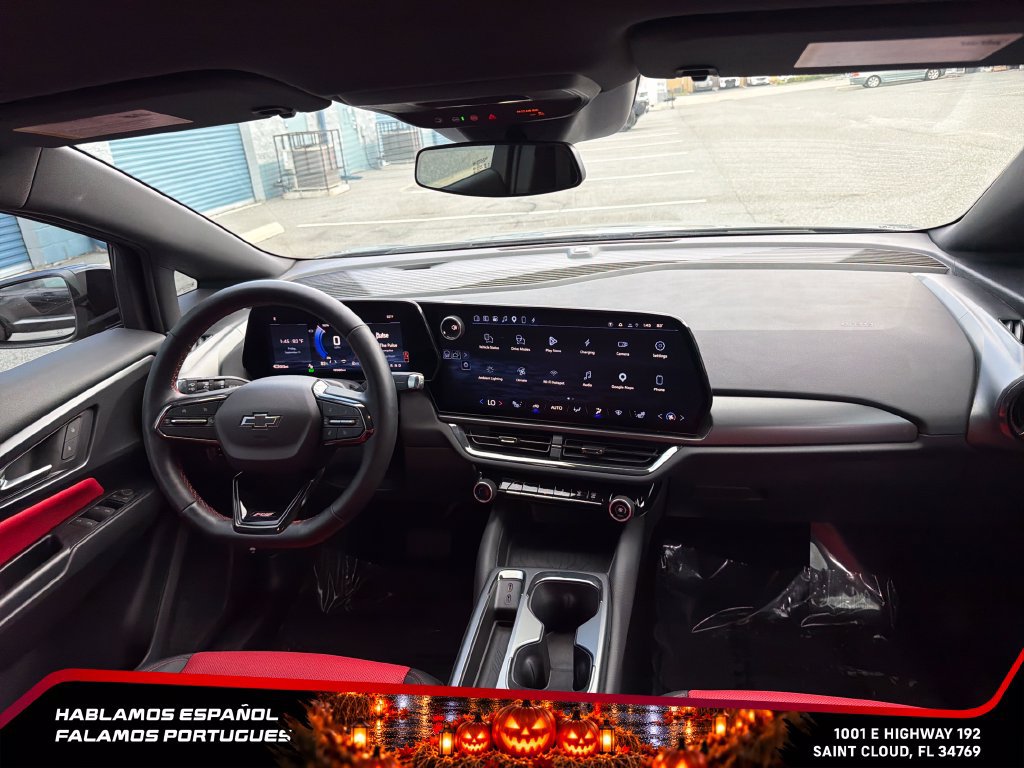 Certified 2024 Chevrolet Equinox EV RS FWD image 33