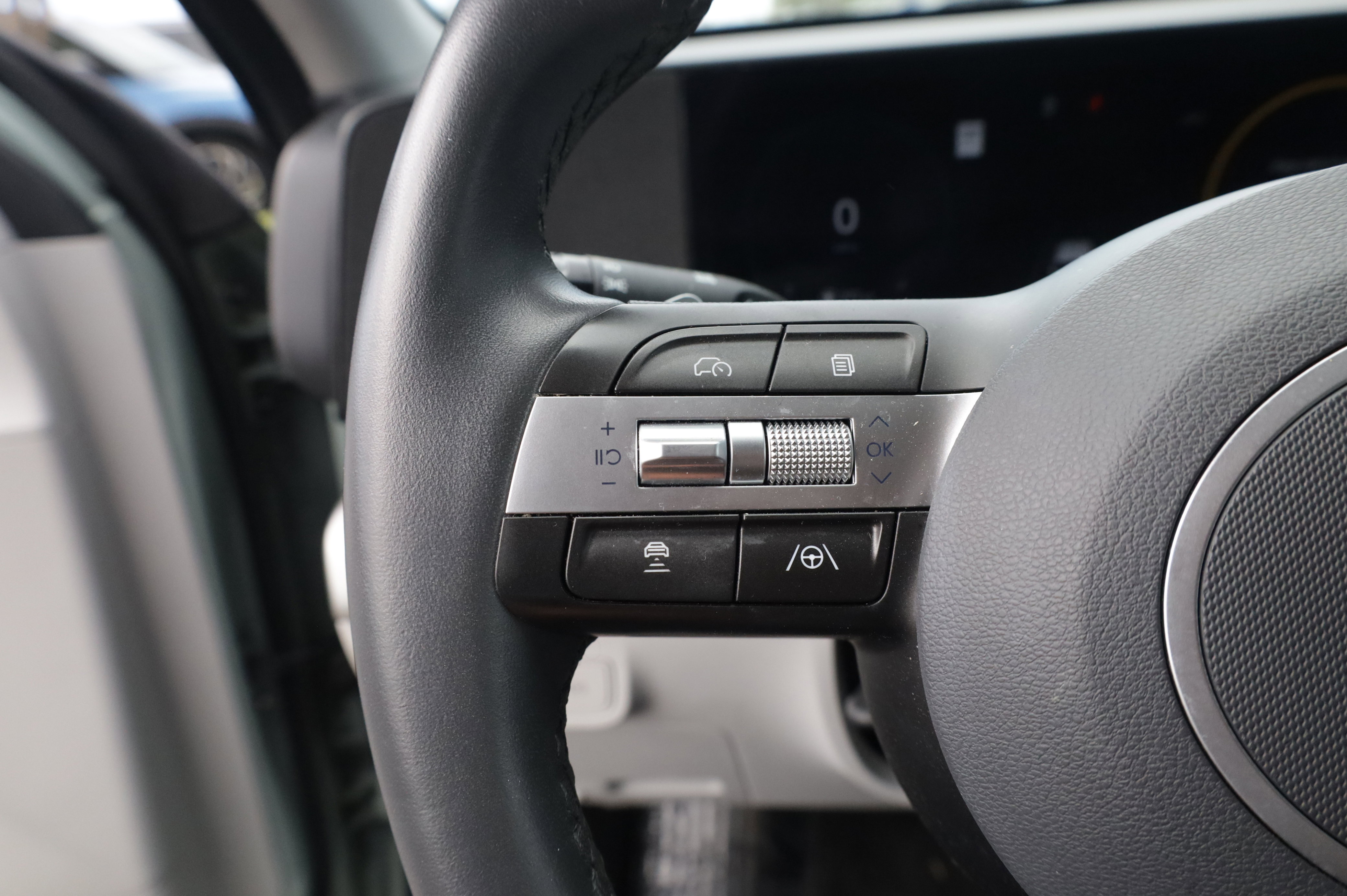 Used 2024 Hyundai Kona SEL w/ Convenience Package image 23