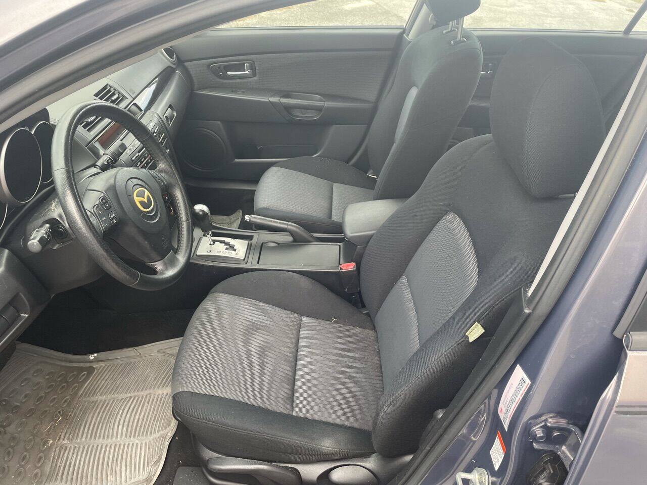 Used 2009 MAZDA MAZDA3 i Touring Value FWD image 12