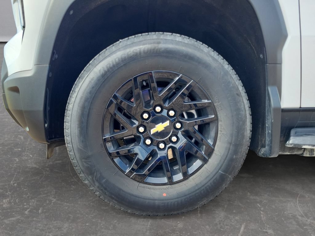 New 2024 Chevrolet Silverado EV W/T AWD/4WD image 9