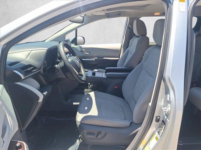 Certified 2021 Toyota Sienna LE w/ LE Plus Package AWD/4WD image 15