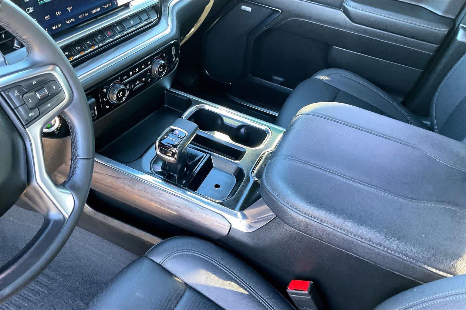 Used 2024 Chevrolet Silverado 1500 LTZ w/ LPO, Dark Essentials Package AWD/4WD image 16