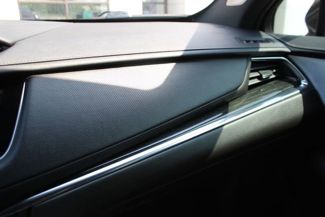 Used 2021 Cadillac XT5 Premium Luxury FWD image 26