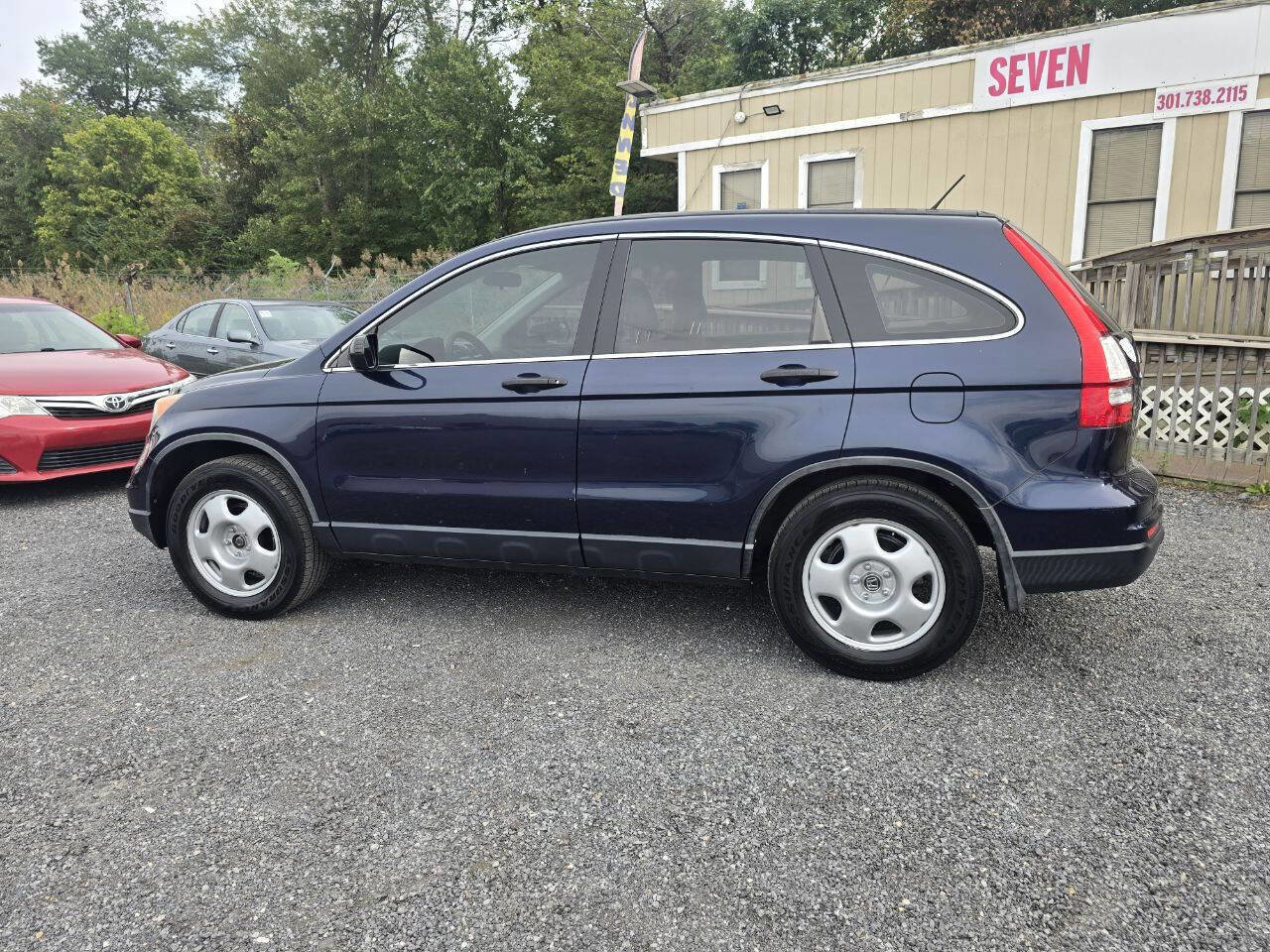 Used 2011 Honda CR-V LX image 16