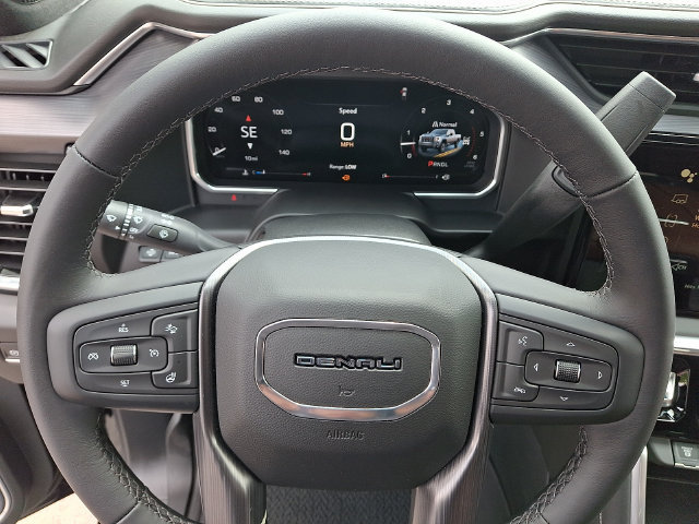 Used 2026 GMC Sierra 3500 Denali Ultimate AWD/4WD image 4