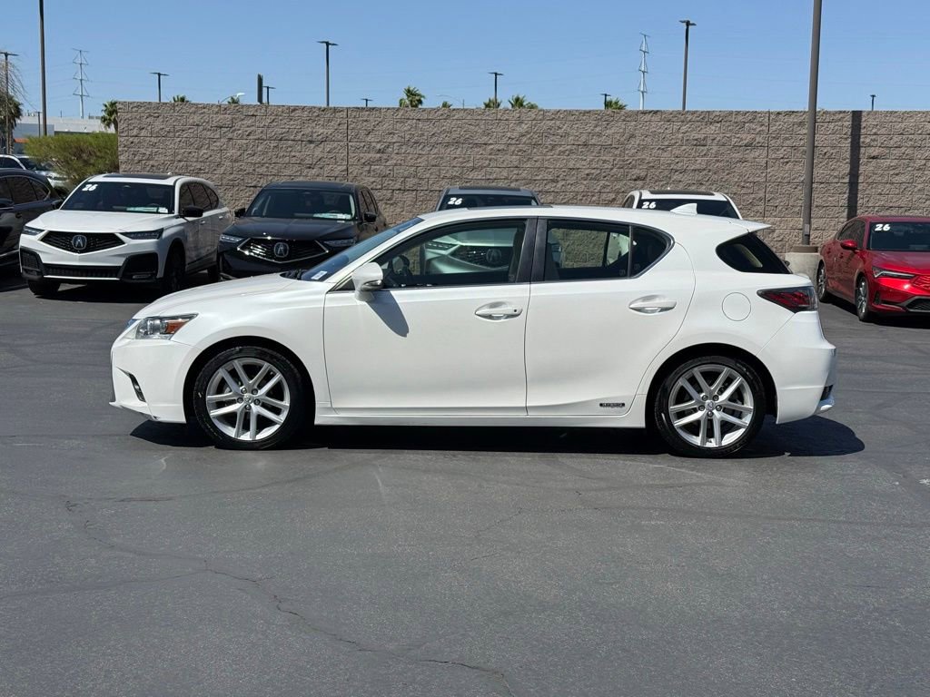 Used 2017 Lexus CT 200h w/ Navigation System Package FWD image 7