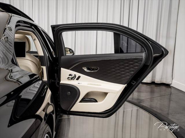 Used 2022 Bentley Flying Spur W12 AWD/4WD image 24