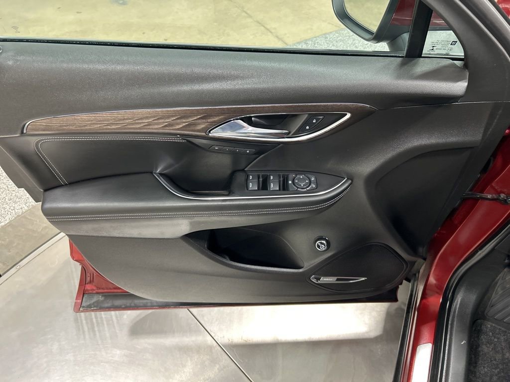 Used 2023 Buick Envision Avenir AWD/4WD image 15