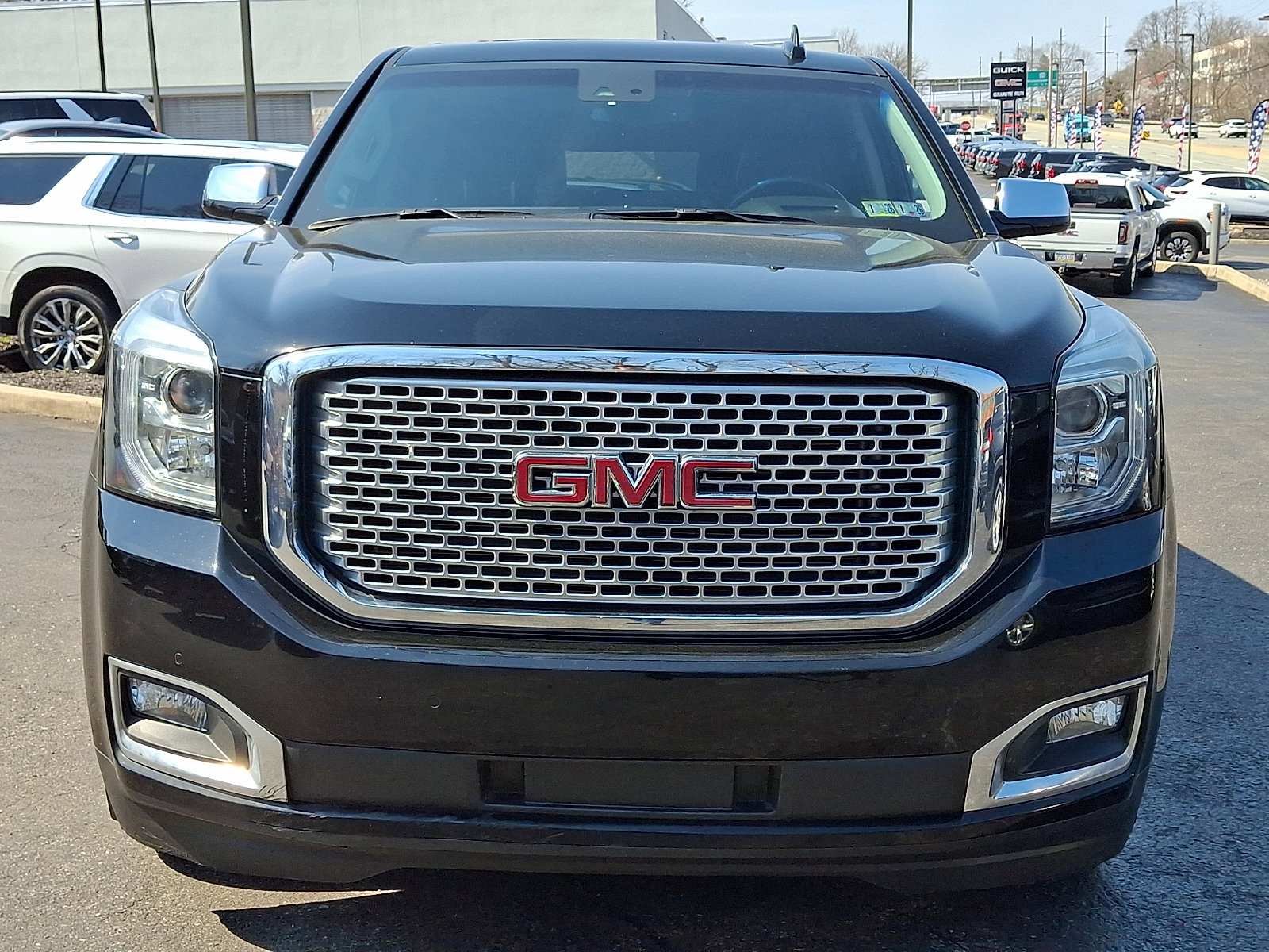 Used 2017 GMC Yukon XL Denali w/ Open Road Package video 2