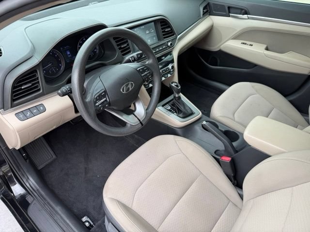 Used 2020 Hyundai Elantra SEL FWD image 12