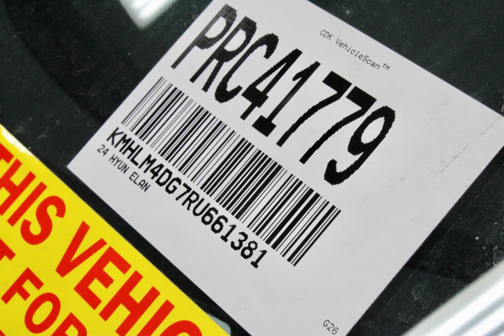 Certified 2024 Hyundai Elantra SEL FWD image 35