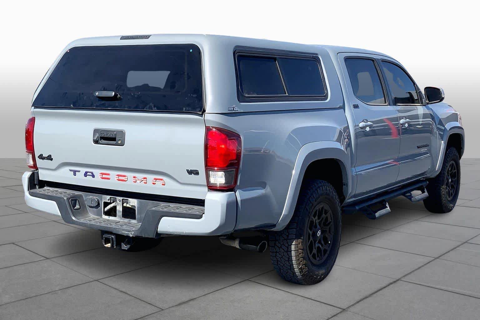 Used 2021 Toyota Tacoma SR5 w/ Technology Package AWD/4WD image 13
